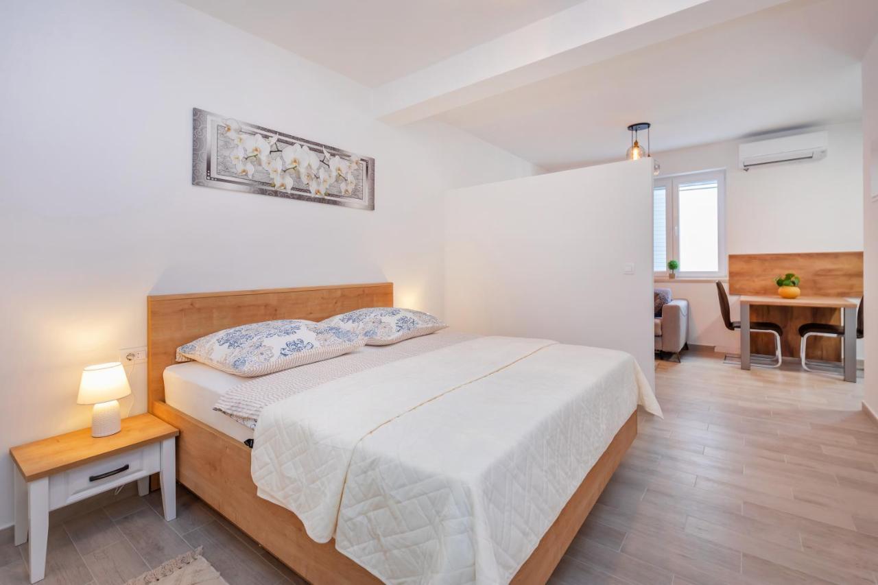 Apartments Cvijeta Dubrovnik Bagian luar foto