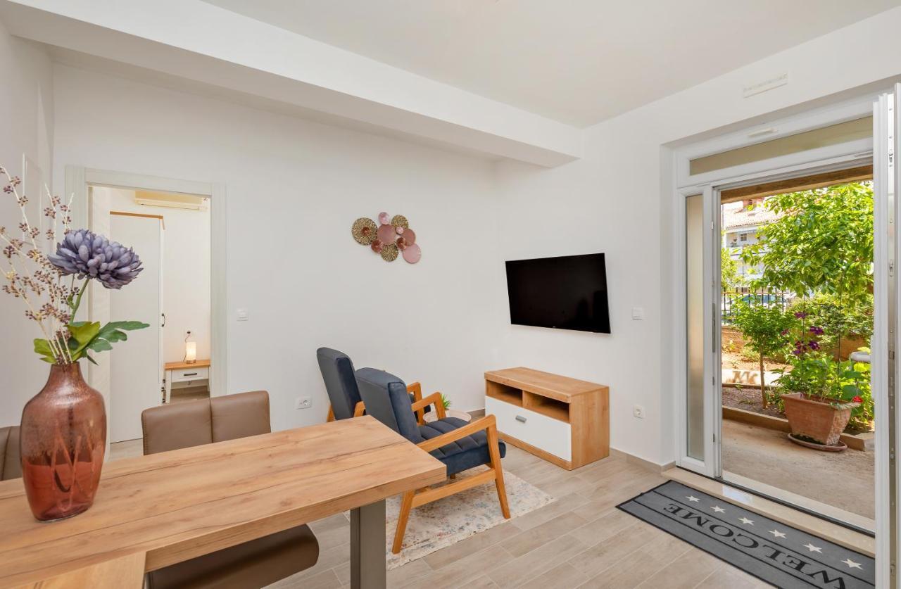 Apartments Cvijeta Dubrovnik Bagian luar foto
